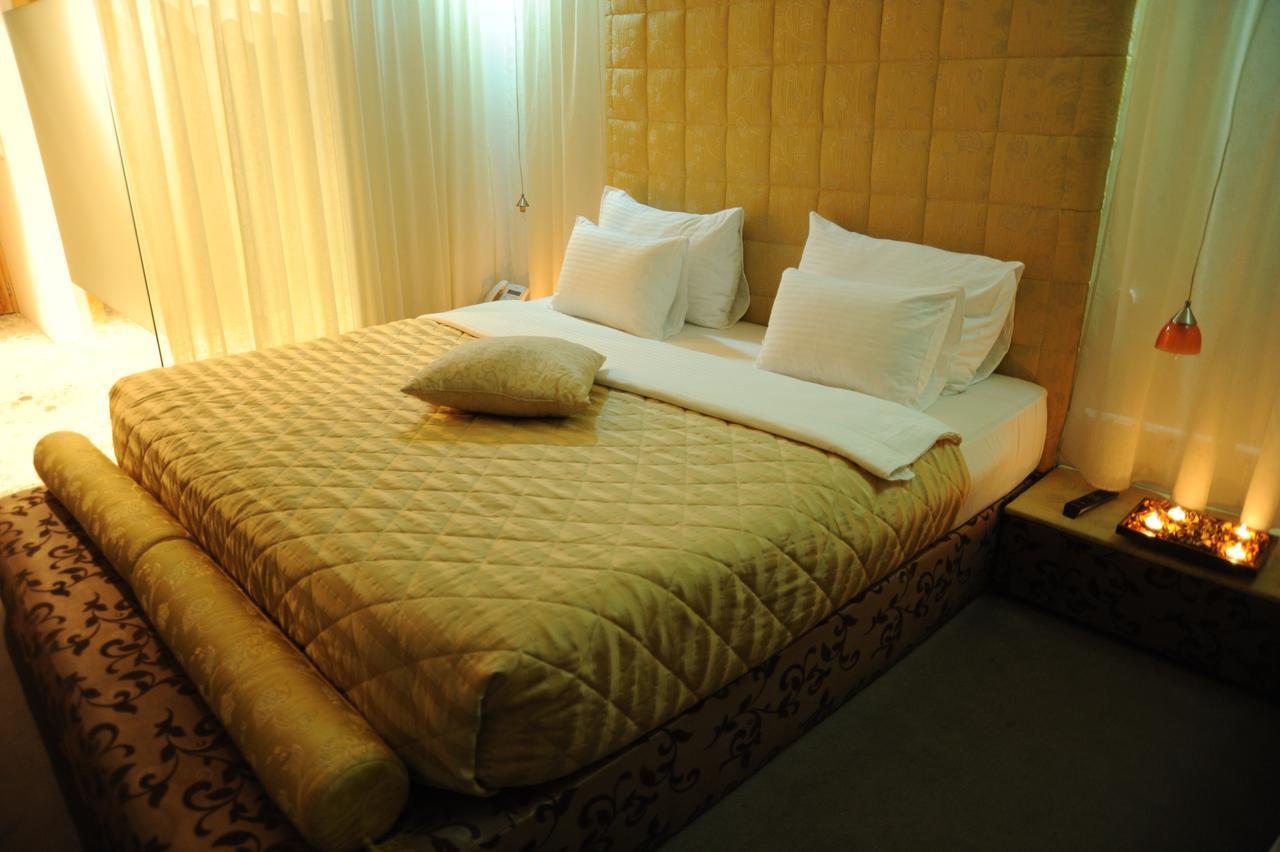 Hotel Merona サラエヴォ エクステリア 写真
