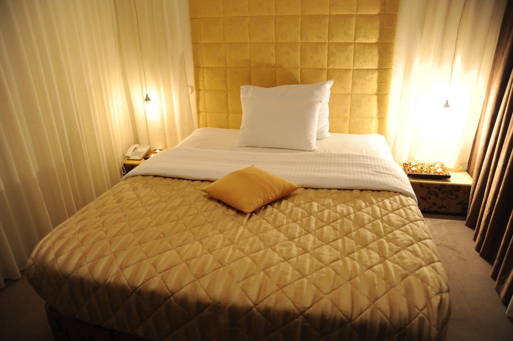 Hotel Merona サラエヴォ エクステリア 写真